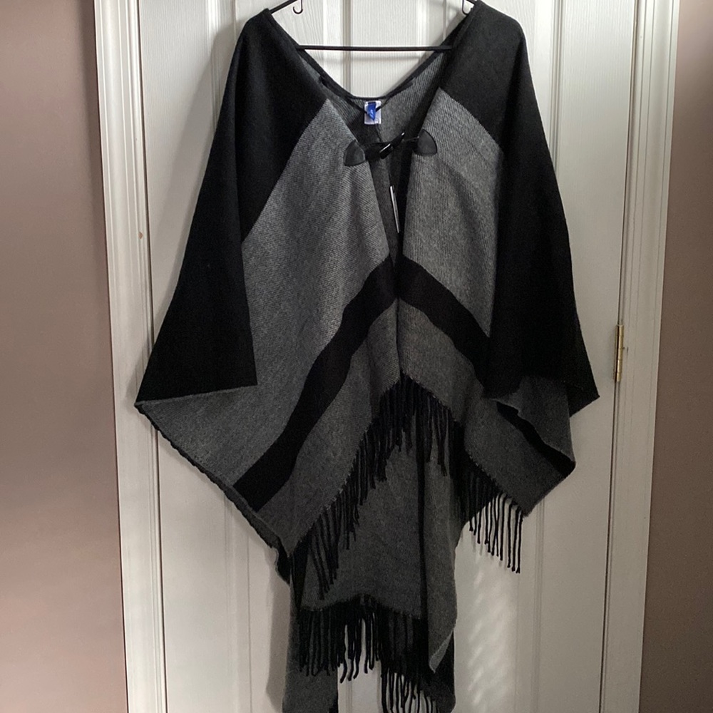 NWT APT.9  Black and Grey Shawl with Toggle
